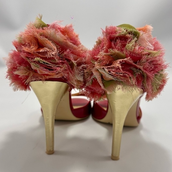 Hale Bob patent red leather floral rosette heels size 8 - Picture 10 of 15